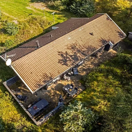 Matthea - 900m From The Sea By Interhome *