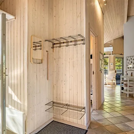 Holiday home Matthea - 900m From The Sea By Interhome Fjerritslev